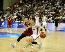 开云体育官网-勒沃库森迎CBA季后赛关键赛，冲刺阶段再遭质疑，压力陡增，细节决定成败(勒沃库森输的最惨的比赛)